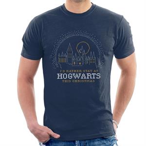 Harry Potter Christmas Staying At Hogwarts Men's T-Shirt